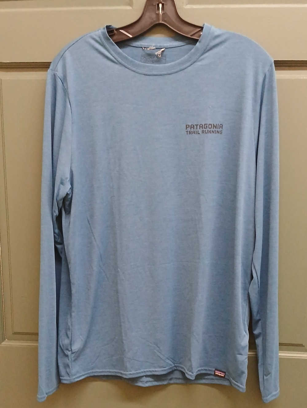 Patagonia Men’s Light Blue Long-Sleeve Trail Shirt Size Medium